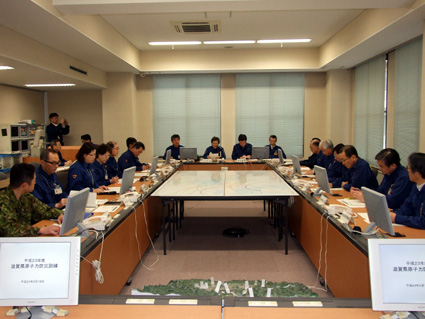 住民避難や湖水、野菜の線量測定