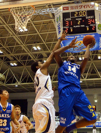 ホーム開幕戦　琉球に1勝1敗　西地区4位の滋賀レイクスターズ