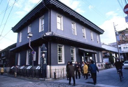 昨年1年間の延べ観光客数　約7％減の4419万人