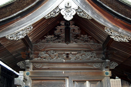湖北の大工集団が手掛けた『日吉神社本殿』