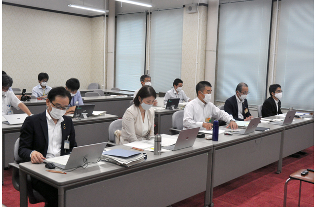 9月県会　知事と各会派との政策協議会