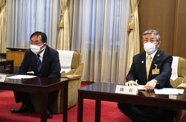 今年度県議会 議長と副議長が振り返り