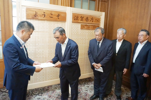 琵琶湖アユの資源回復を