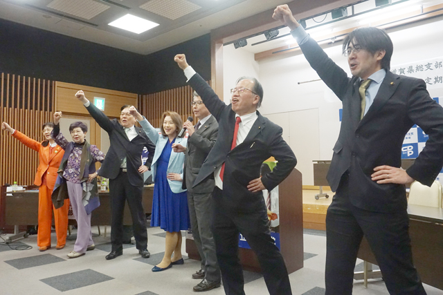 勢力結集で政権交代目指す