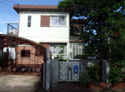 「違法建築物を撤去すべき」