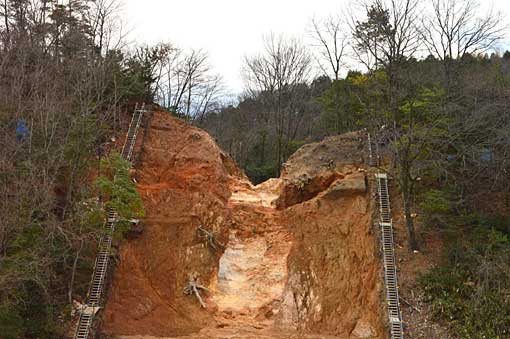 信長・秀吉の城跡など今年度の発掘成果を紹介