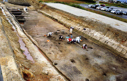 昨年度の発掘成果「レトロ・レトロの展覧会」