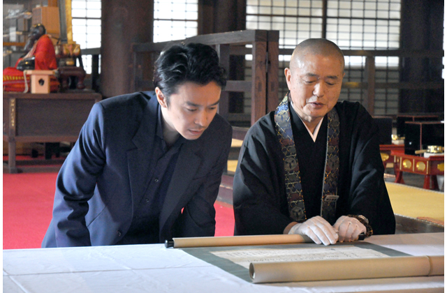 光秀役・長谷川博己さんが西教寺訪問