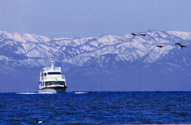 冬景色楽しむ雪見船クルーズ