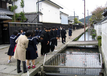 新潟の中学生が来訪 修学旅行で 「商い体験」