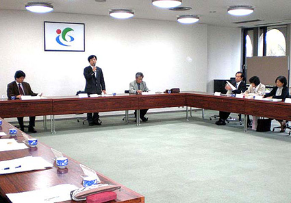 貧困による児童虐待防止へ 生活支援ネットワークづくり