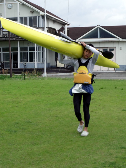 初の国際大会出場へ 八商カヌー部　坂田真選手