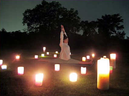 妹背の里で初の試み！キャンドルナイトヨガ