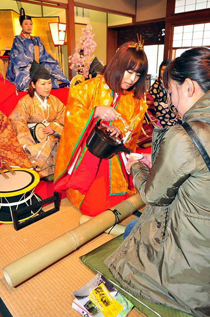 華やか「にんげん雛まつり」