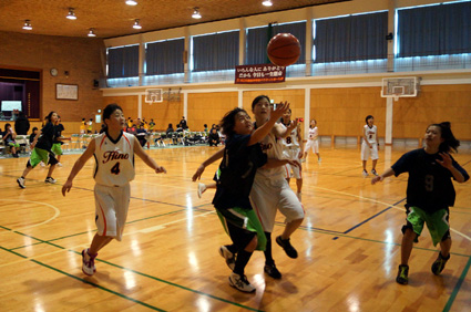 「かふか　Ｗｉｎｔｅｒ　Ｃｕｐ´13」中学女子バスケ17チーム参戦