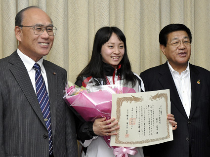 浦谷選手にスポーツ特別賞　世界学生バドミントン選手権