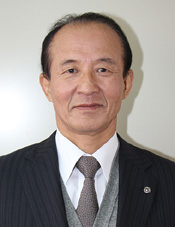 新教育長に日岡氏就任