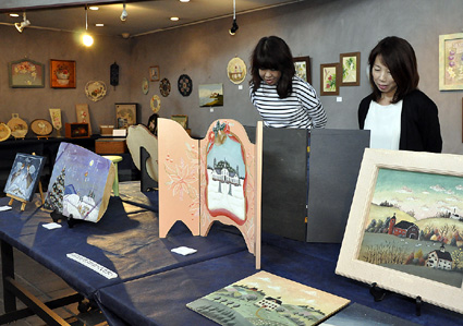 繊細で鮮やかトールペイント