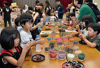 つくってあそんで地元に学ぶ「はちまんフェスタ2018」