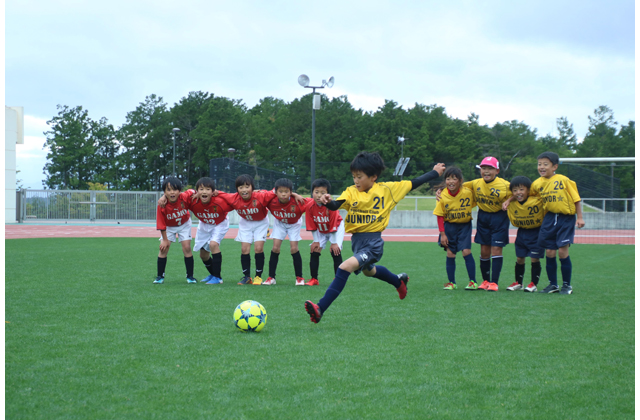 少年サッカー大会　24チームの頂点は