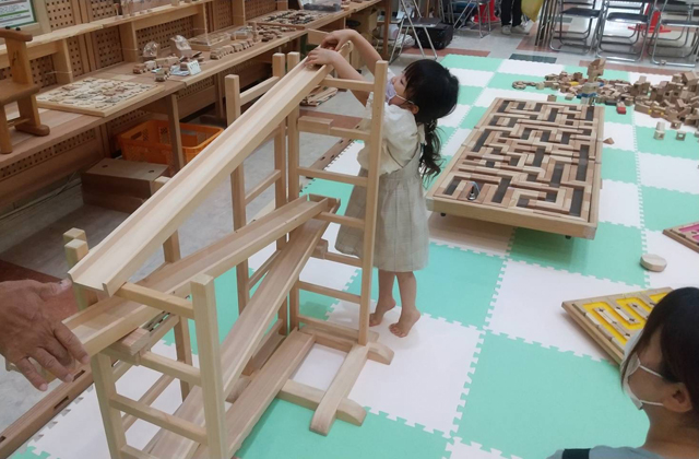 子どもも大人も楽しく体験 製材所で「木」のイベント