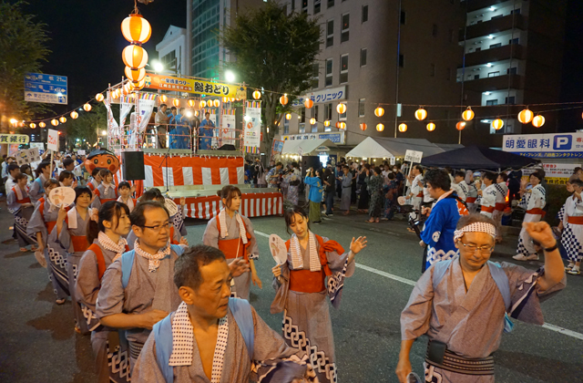 江州音頭で大きな輪 聖徳まつり開催される