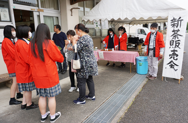 今年の仕上がりも上々！手摘みの「政所茶」新茶販売