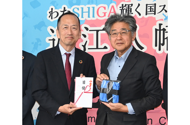 いきいき百歳体操のおもりバンド寄贈