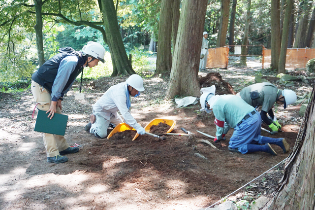 地を掘る、安土城天主の実像解明へ