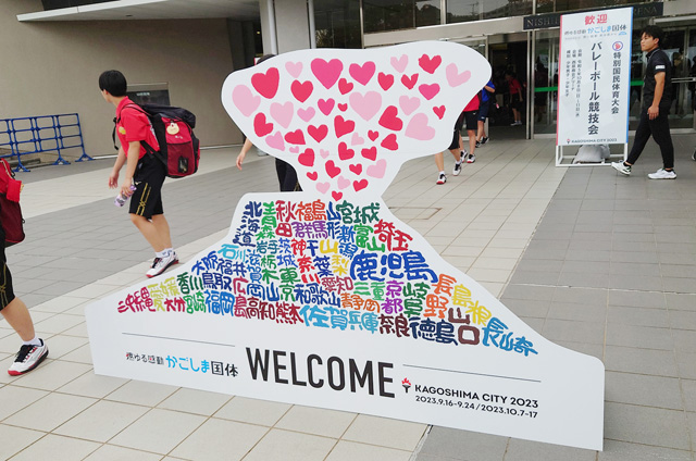 作ろう大きな「ブロック安土城」クラファンで支援金募る