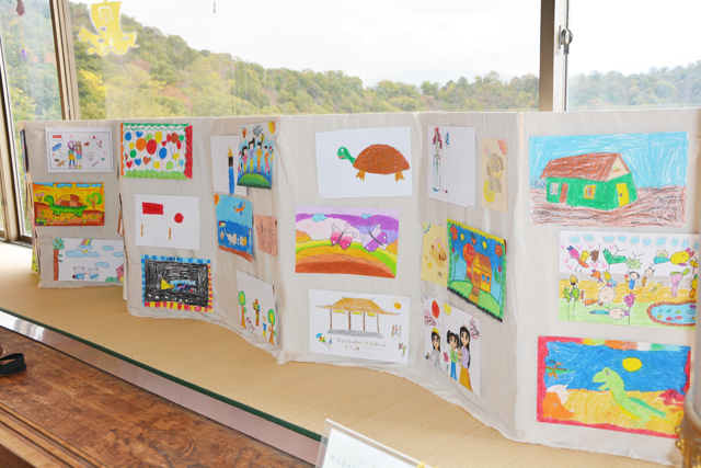 にじや教室 アートを通して国際交流