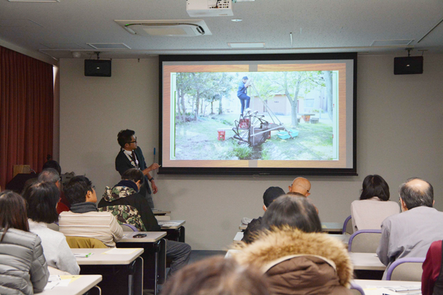 資料調査の魅力知って 学芸員のイチオシ展