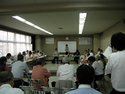 ＲＤ問題 環境省と住民が意見交換会 有害物調査への理解求める