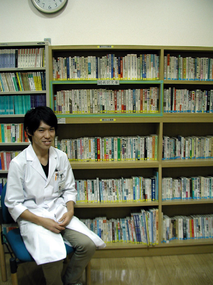 滋賀医大生が附属病院で設置