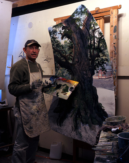 ブライアン・ウィリアムズ氏 独自の表現「曲面絵画」を紹介