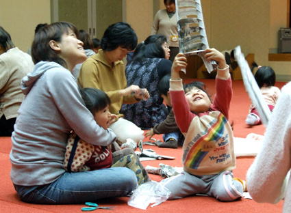 コロンブスの卵・脇さん招き わくわく科学あそび