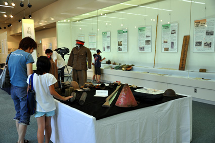 嘉田知事 平和祈念館の整備確約 9月県会で木沢県議の一般質問に答える