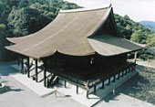 国宝園城寺金堂