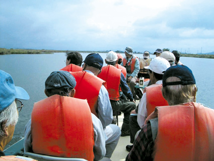 個人として生きる　退職シニアの「地域」デビュー