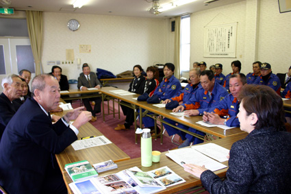 日頃の取り組みなどから 自助・共助の活動学ぶ