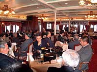 “厳しい年”に固い決意 ほか (2002年1月11日号)