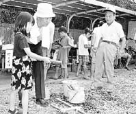 お手玉、竹馬など手づくり道具 ほか (2000年8月12日号)