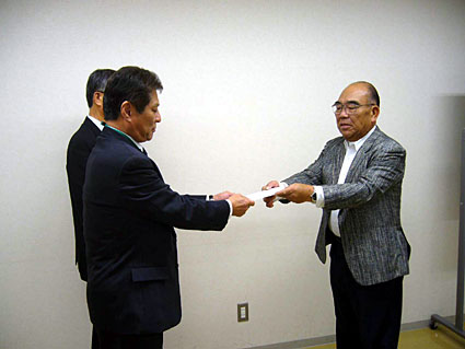 東近江市梅林町の松井さん　17万円を寄付