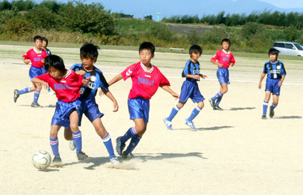 がんばれ、ちびっ子キッカーズ 第12回能登川南ＣＵＰ