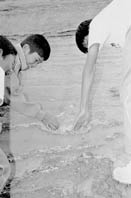 八日市署が緊急対策会議 ほか (2000年10月14日号)