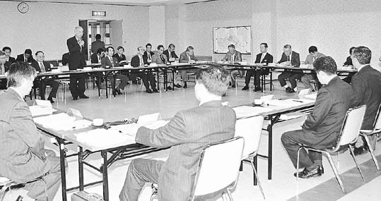 あす 村田製作所で開催 ほか (2000年4月21日号)