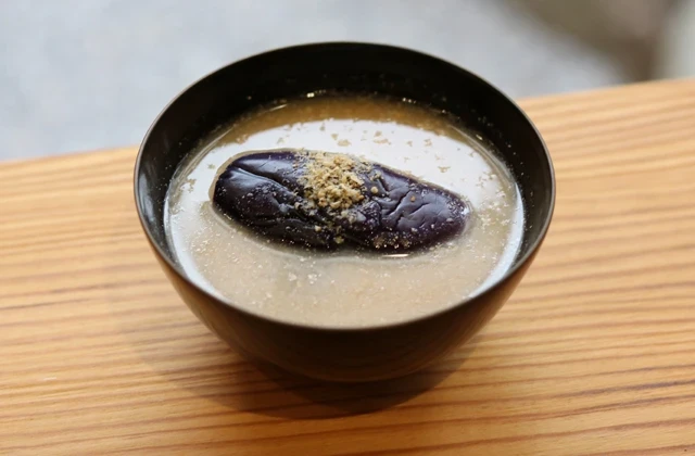 近江商人の食文化「どろ亀汁」「黄飯」文化庁100年フードに認定