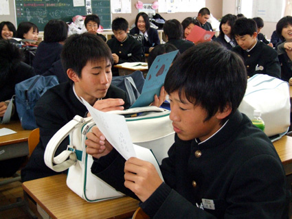 バレンタインカード海を越えて届く