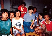 目に見えるボランティア ほか (2001年1月4日号)