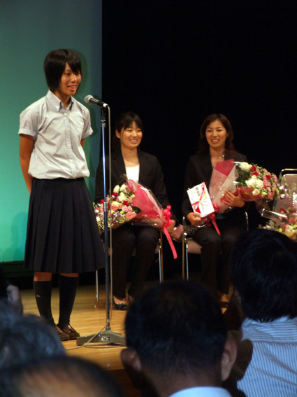 世界へ向かって一歩ずつ! モーグル期待の星・伊藤三姉妹